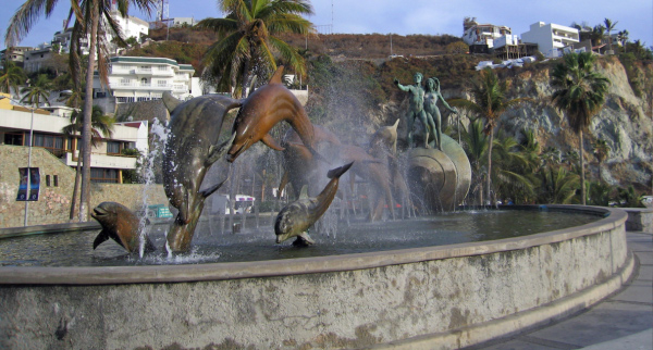 maz_statue_2